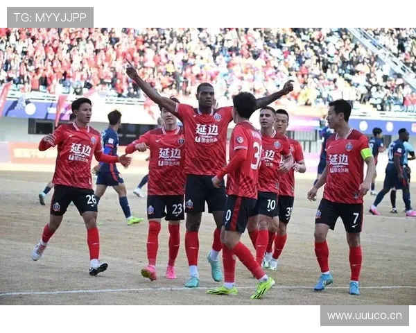 黄振飞半场制胜球助延边龙鼎暂领先青岛红狮中甲战局紧张